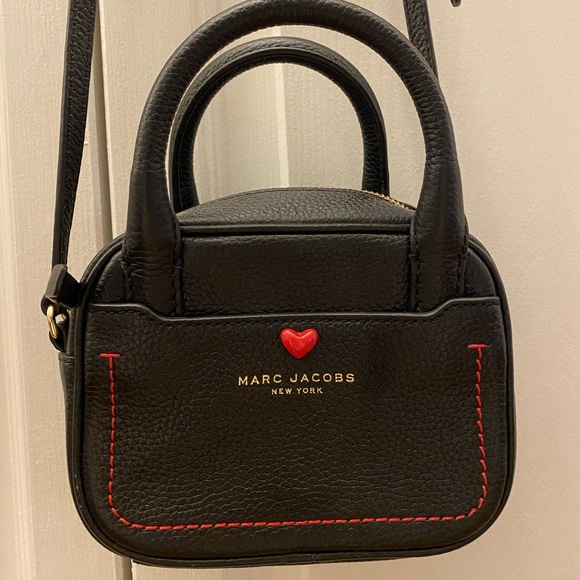 Marc Jacobs Empire City Valentine Top Handle Bag in black with red heart - Picture 2 of 10